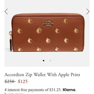 New Coach Accordion Zip Wallet w/ Apple Print